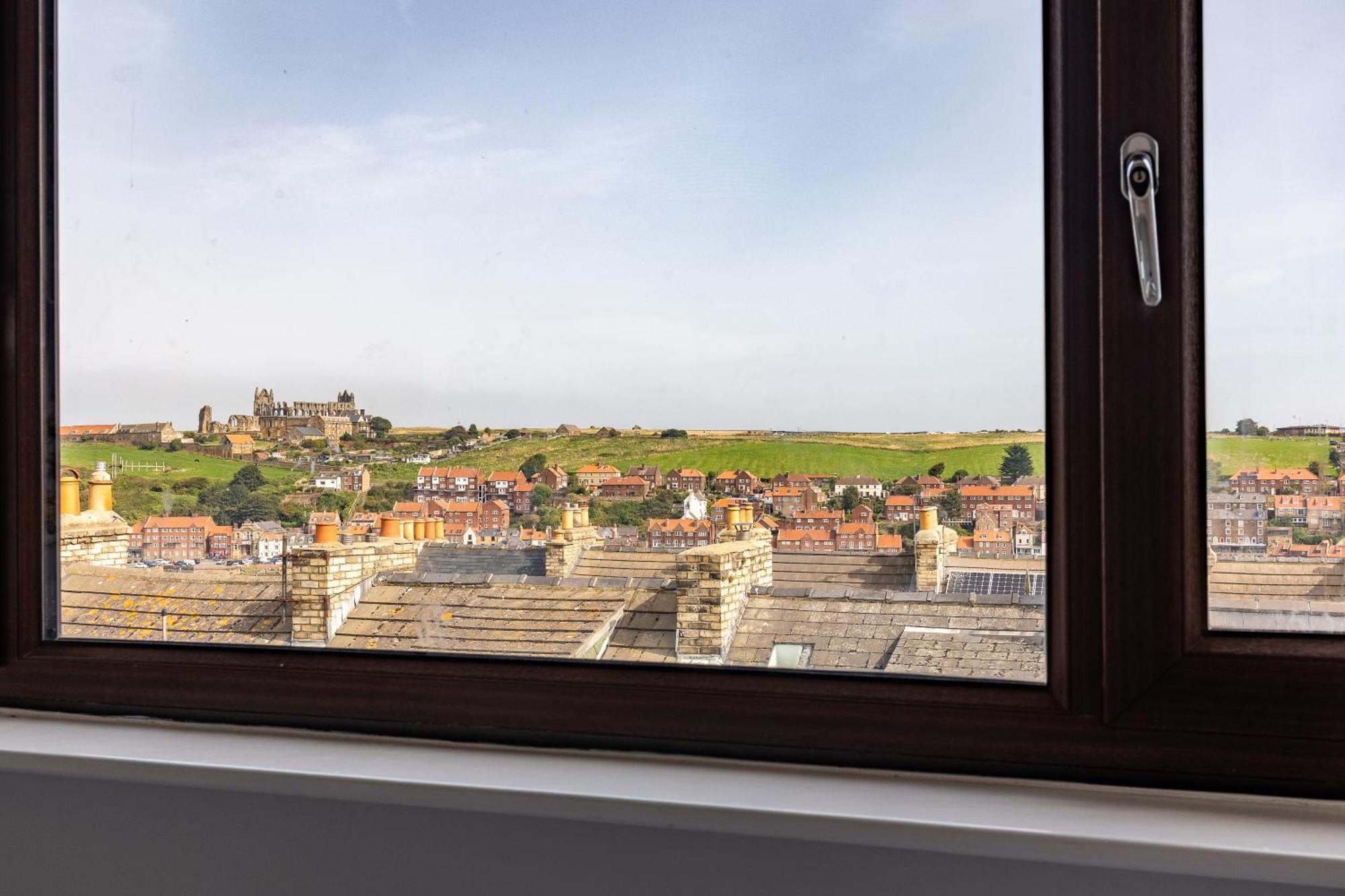 Rovers' Retreat Whitby George Street 外观 照片